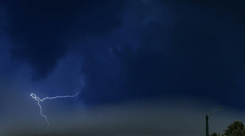 Lightning In Palm Beach Gardens Fl Weather Picture Of The Day